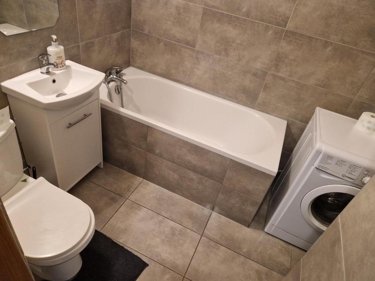 Apartament W2, Mieszkanie Dla Wszystkich Konin  Buitenkant foto